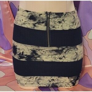 Size S Small Striped Bodycon Mini Skirt Rokku Gyaru Emo Goth Black Grey Jfashion
